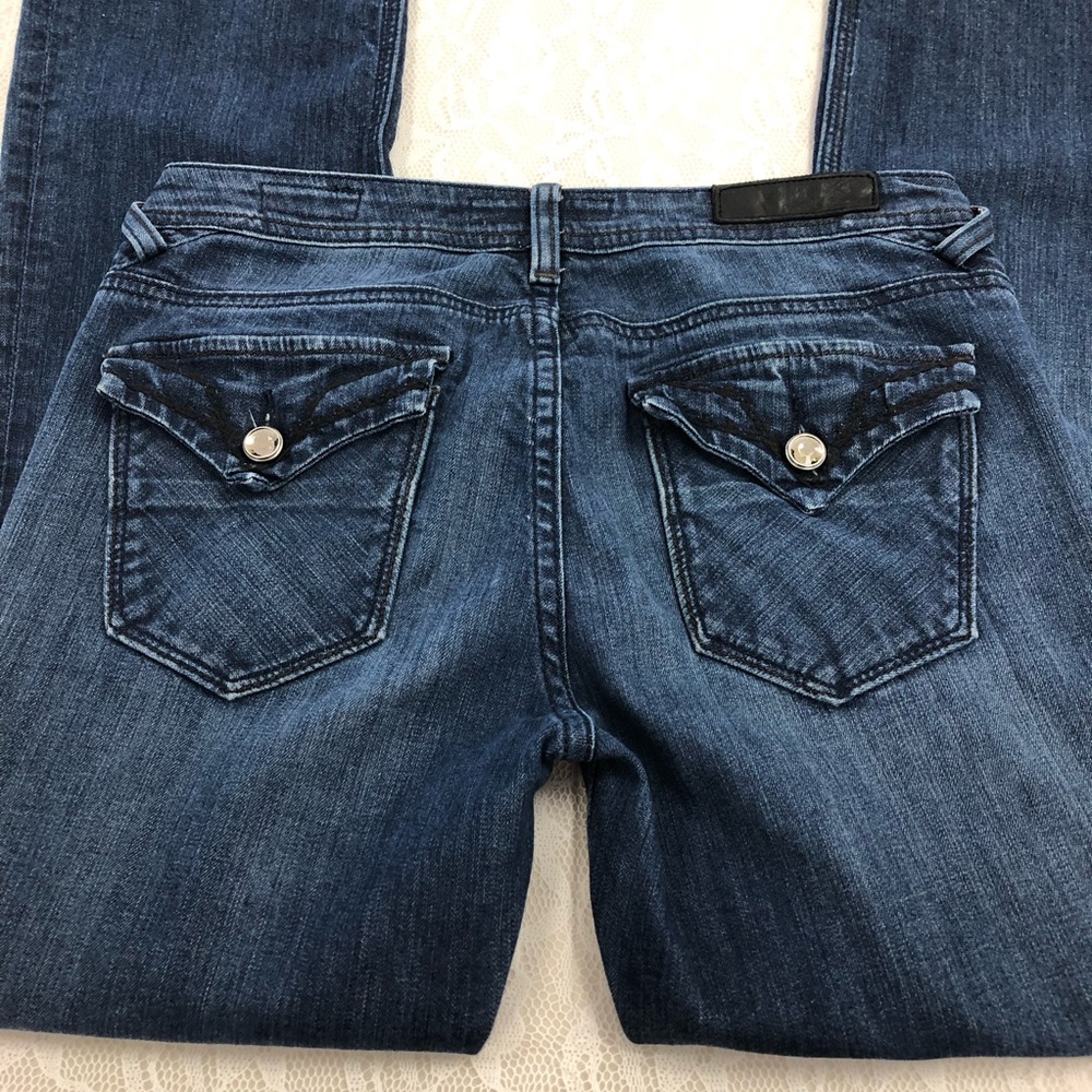 VIGOSS Women’s Bootcut Sz. 28 Dark Wash Jeans!